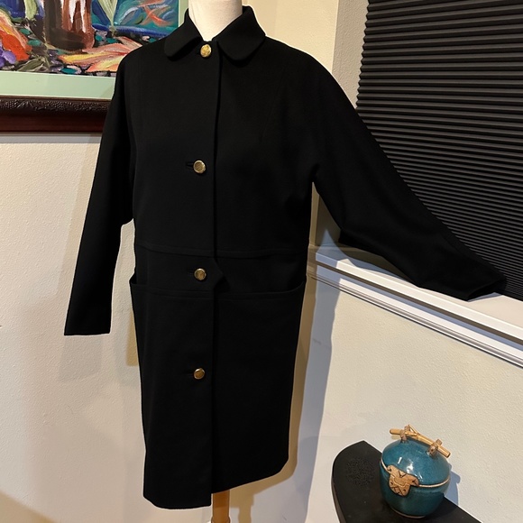 Blk  Fine Wool Vintage 1960s  Mod Style Black Coat w/ Beautiful Gold Buttons - Picture 2 of 16